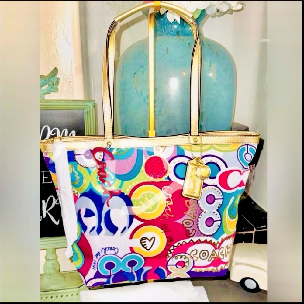 Coach Poppy C Graffiti bag 2012, top zip, gold leather F19434 - NEW With Tags - Picture 3 of 16